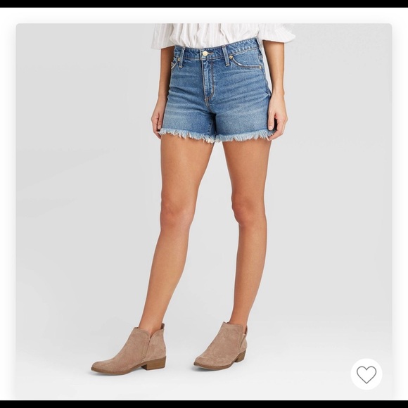 ladies NWT denim shorts. - Picture 1 of 5